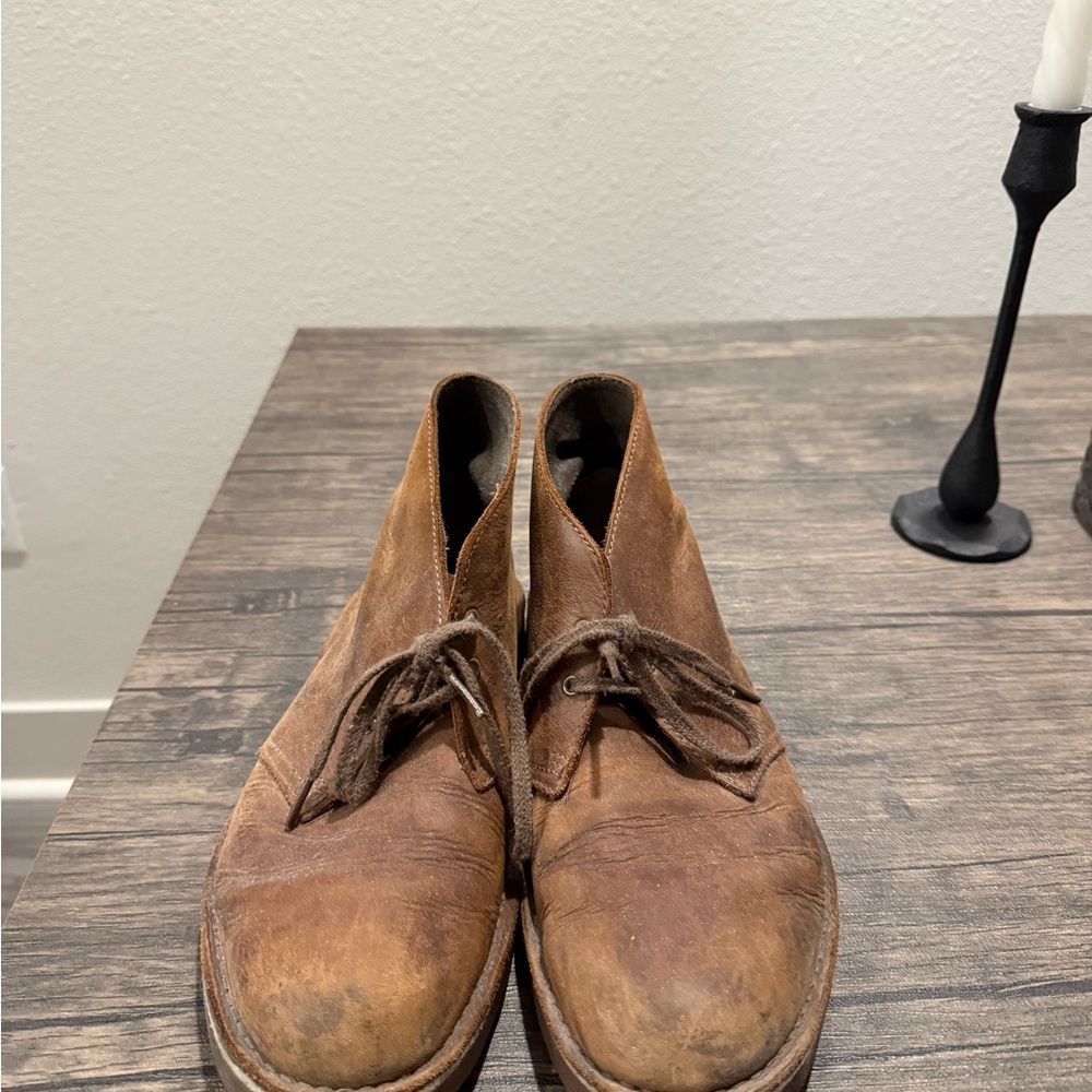 Clarks Tan Leather Chukka Boots